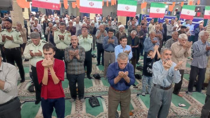 تصاویر/اقامه نماز جمعه الیگودرز