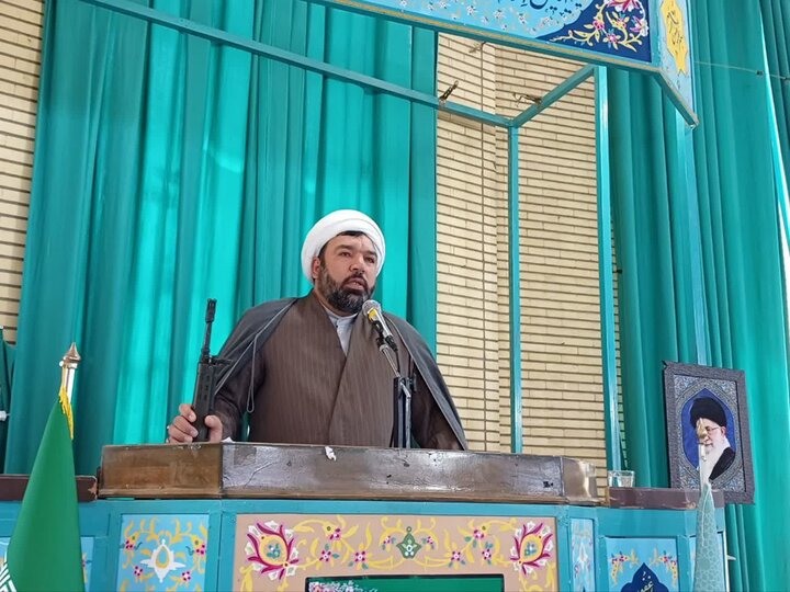 تصاویر/اقامه نماز عبادی سیاسی جمعه در زرندیه