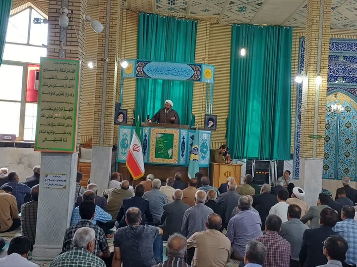 تصاویر/اقامه نماز عبادی سیاسی جمعه در زرندیه