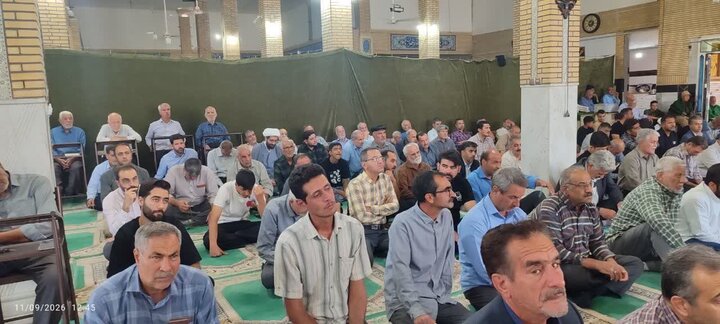 تصاویر/اقامه نماز عبادی سیاسی جمعه در زرندیه