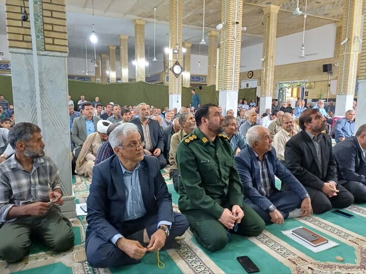 تصاویر/اقامه نماز عبادی سیاسی جمعه در زرندیه