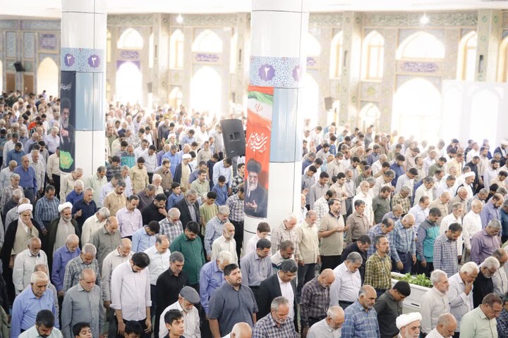 تصاویر/ اقامه نمازجمعه شهر کرمان