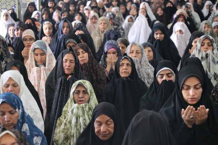 تصاویر/ اقامه نمازجمعه شهر کرمان