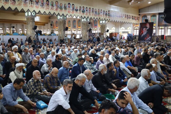 تصاویر/ نماز عبادی سیاسی جمعه در شهرستان ساری