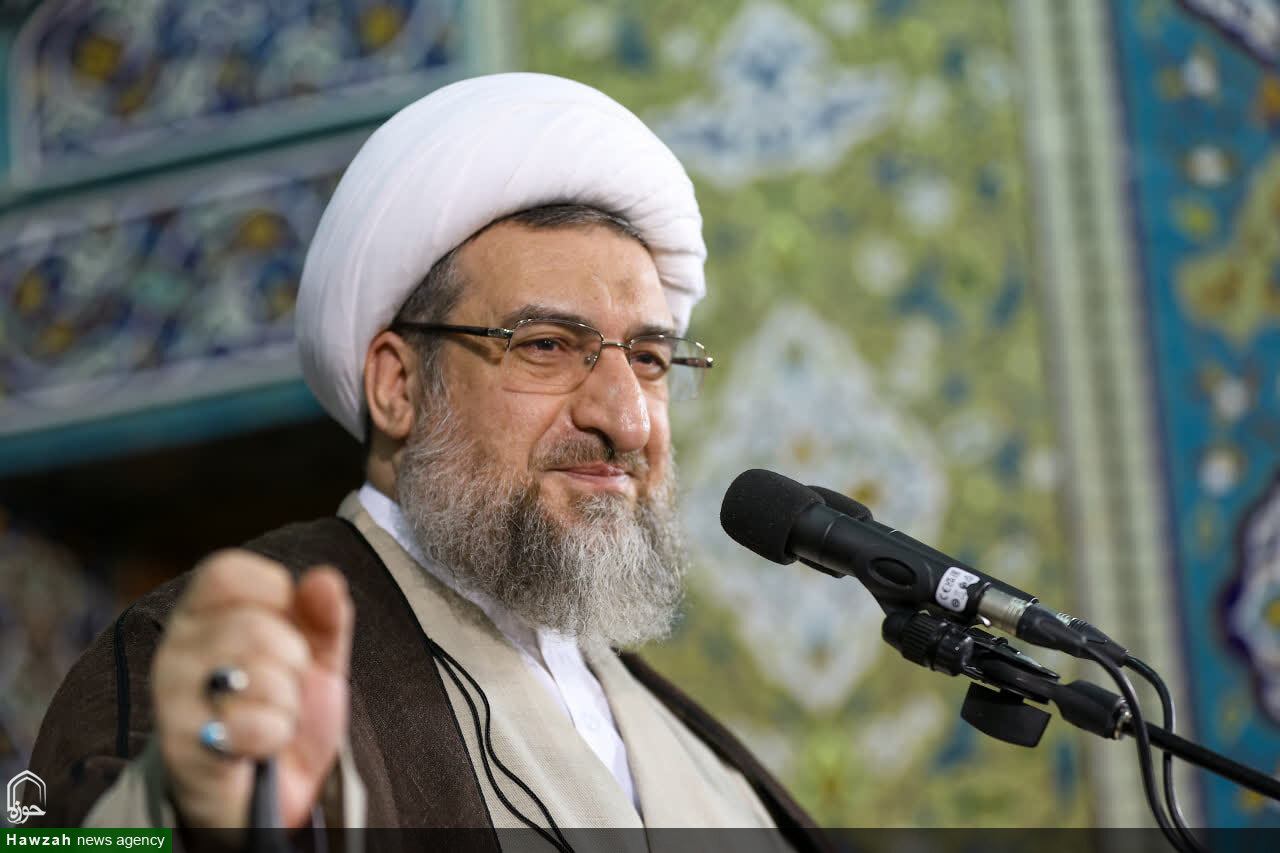 فتنهها چهره واقعی جریانها را آشکار میکنند فتنهها چهره واقعی جریانها را آشکار میکنند