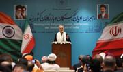 صدر پزشکیان: امریکہ کی دھونس کے سامنے سر نہیں جھکائیں گے/ تمام ادیان کی بنیاد عدل و ظلم کے خلاف جدوجہد پر ہے، امریکہ ہماری خودمختاری نہیں چاہتا