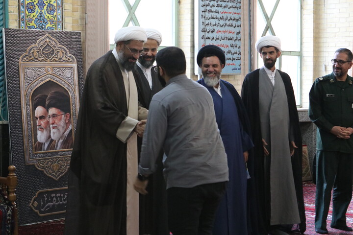 تصاویر/ تودیع و معارفه فرمانده پایگاه بسیج مدرسه علمیه آیت الله آخوند (ره) و فرمانده گردان طلاب همدان