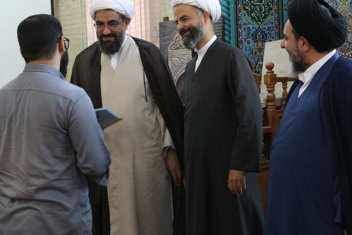 تصاویر/ تودیع و معارفه فرمانده پایگاه بسیج مدرسه علمیه آیت الله آخوند (ره) و فرمانده گردان طلاب همدان