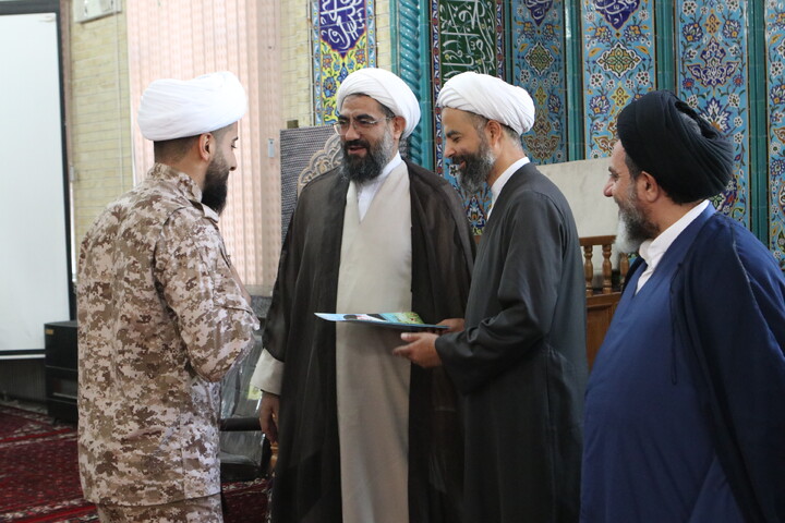 تصاویر/ تودیع و معارفه فرمانده پایگاه بسیج مدرسه علمیه آیت الله آخوند (ره) و فرمانده گردان طلاب همدان