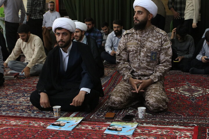 تصاویر/ تودیع و معارفه فرمانده پایگاه بسیج مدرسه علمیه آیت الله آخوند (ره) و فرمانده گردان طلاب همدان