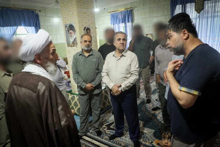 تصاویر/  حضور نماینده ولی فقیه در مازندران در مناطق عملیاتی جنوب کشور