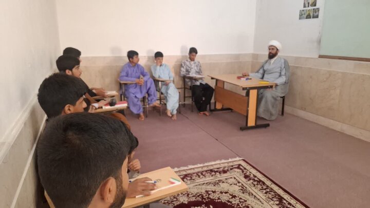 تصاویر /آغاز سال تحصیلی مدرسه علمیه امیرالمومنین (ع) آران وبیدگل