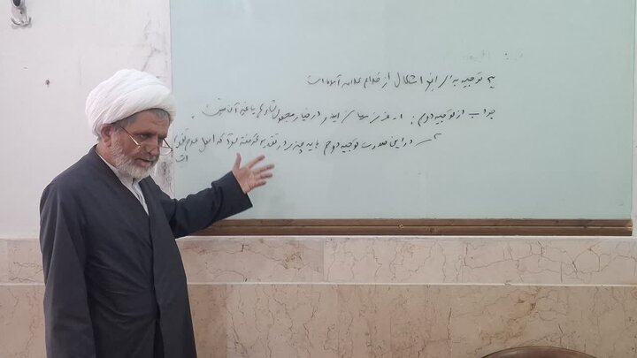 تصاویر /آغاز سال تحصیلی مدرسه علمیه امیرالمومنین (ع) آران وبیدگل