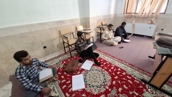 تصاویر /آغاز سال تحصیلی مدرسه علمیه امیرالمومنین (ع) آران وبیدگل