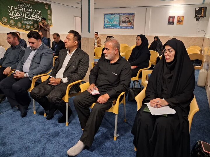 تصاویر / برگزاری جلسه شورای فرهنگ عمومی با حضور امام جمعه شهرستان آبیک