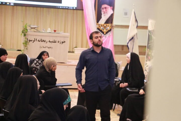 تصاویر/ برگزاری  رویداد محیا در مدرسه علمیه ریحانة الرسول ارومیه