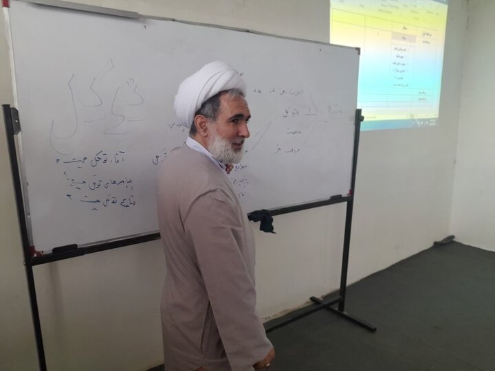 تصاویر/ دوره پژوهش در مدرسه علمیه امام صادق (ع) نقده