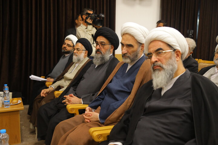 تصاویر / رونمایی از نوزده اثر از آثار پژوهشگاه مطالعات فقه معاصر