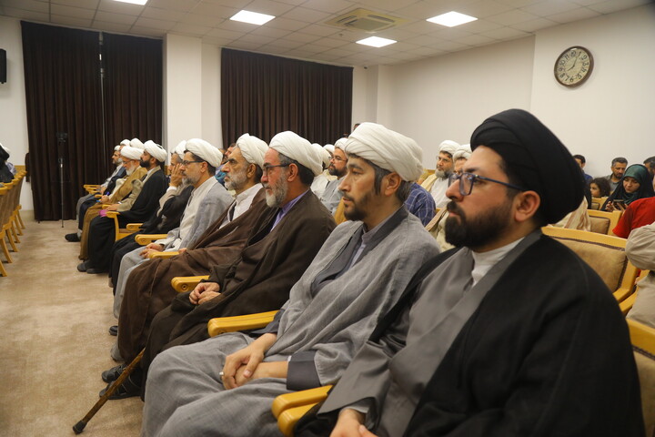 تصاویر / رونمایی از نوزده اثر از آثار پژوهشگاه مطالعات فقه معاصر