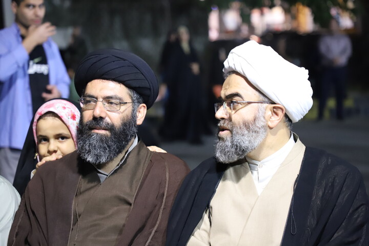تصاویر/یکصد و نود و ششمین شب از تجمع و ایستادگی مردم انقلابی سنندج به میزبانی حوزه های علمیه کردستان