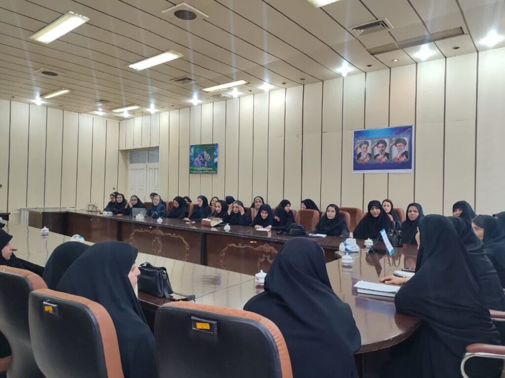 نقش بی‌بدیل بانوی کُرد در حفظ هویت قومی و فرهنگی