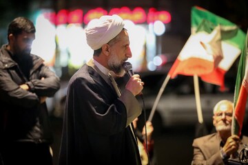 عفاف و حجاب یک نماد ملی و دینی محسوب می‌شود/ موضوع عفاف و حجاب با شعار درست نمی‌شود