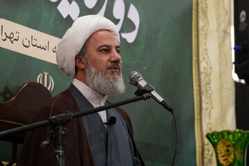 کمال‌گرایی در تشکل‌ها باید با افزایش تلاش و اصلاح برنامه‌ها همراه باشد