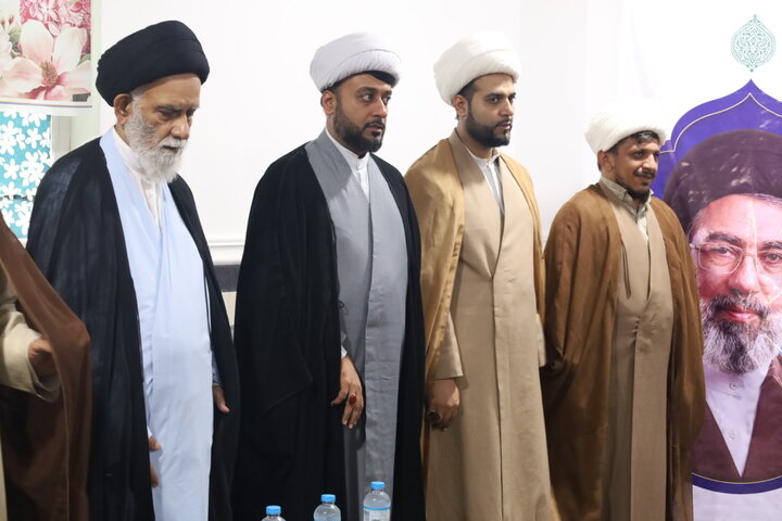 تصاویر/دیدار مدیر حوزه علمیه استان هرمزگان با طلاب و اساتید مدرسه علمیه آل البیت علیهم السلام بندرلنگه