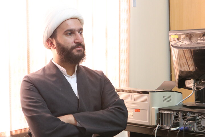 تصاویر/ جلسه بررسی آیین نامه آموزش مجازی و غیر حضوری مدرسه علمیه آیت‌ الله آخوند (ره)
