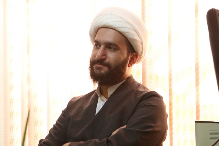 تصاویر/ جلسه بررسی آیین نامه آموزش مجازی و غیر حضوری مدرسه علمیه آیت‌ الله آخوند (ره)