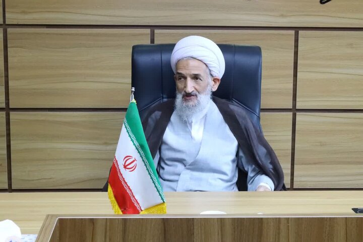 تصاویر/ نشست نماینده ولی فقیه در مازندران با شهردار و اعضای شورای شهر بهنمیر و بازدید از مناطق آسیب دیده از بارندگی در این شهر