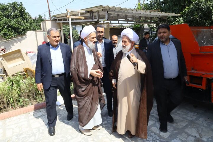 تصاویر/ نشست نماینده ولی فقیه در مازندران با شهردار و اعضای شورای شهر بهنمیر و بازدید از مناطق آسیب دیده از بارندگی در این شهر