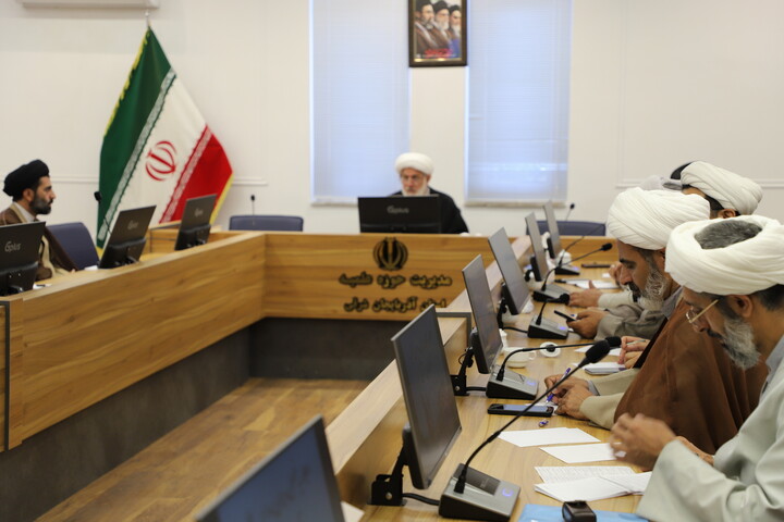 تصاویر / اجلاسیه مدیران مدارس علمیه آذربایجان شرقی