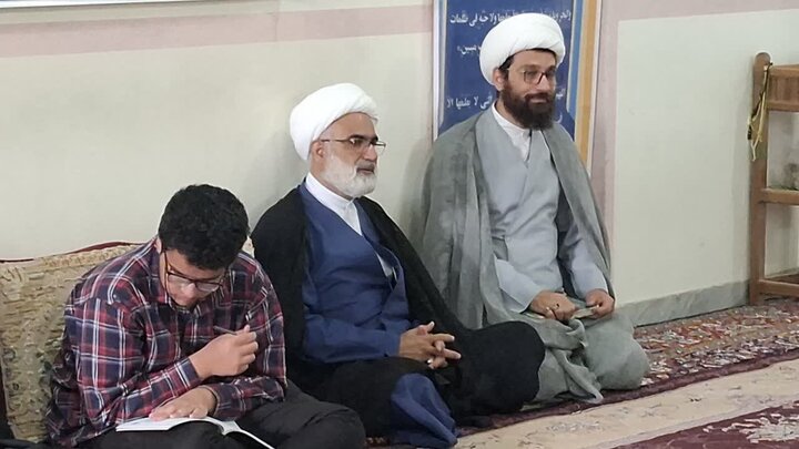 تصاویر/جلسه توجیهی و بیان آداب حجره نشینی طلاب مدارس علمیه امیرالمومنین(ع)آران و بیدگل