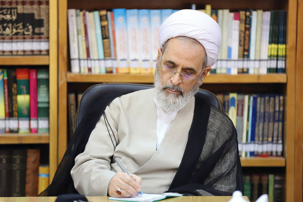 تسلیت آیت‌الله اعرافی به رئیس مجتمع فقه، حقوق و قضای اسلامی