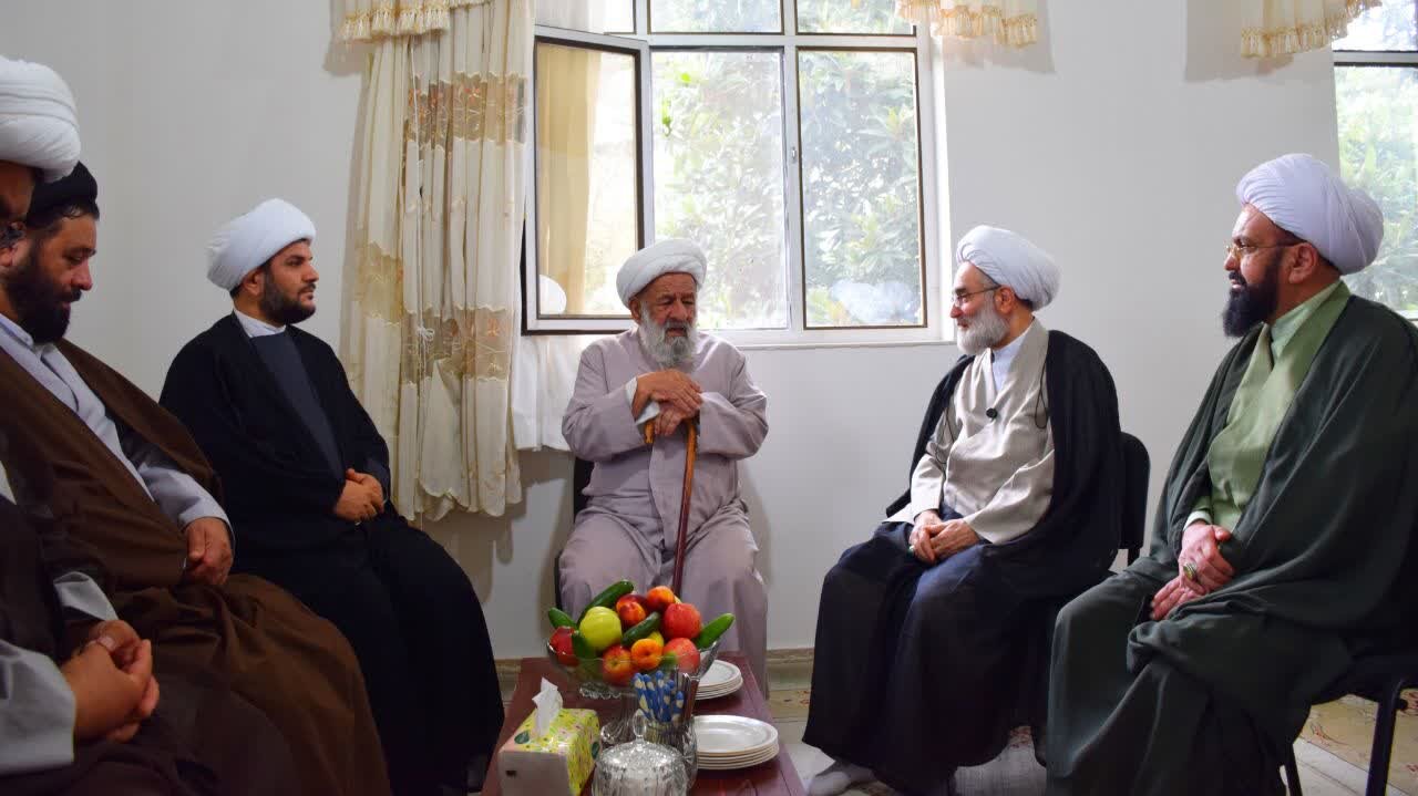 تأکید نماینده ولی‌فقیه در گیلان بر تحکیم وحدت اسلامی در سفر به غرب استان
