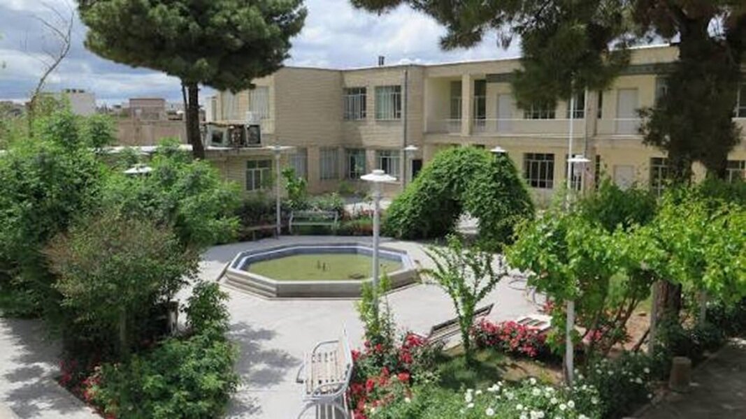روایتی از مسیر مترقی مدرسه علمیه خاتمالانبیا داران در همه دورههای مدیریتی روایتی از مسیر مترقی مدرسه علمیه خاتمالانبیا داران در همه دورههای مدیریتی