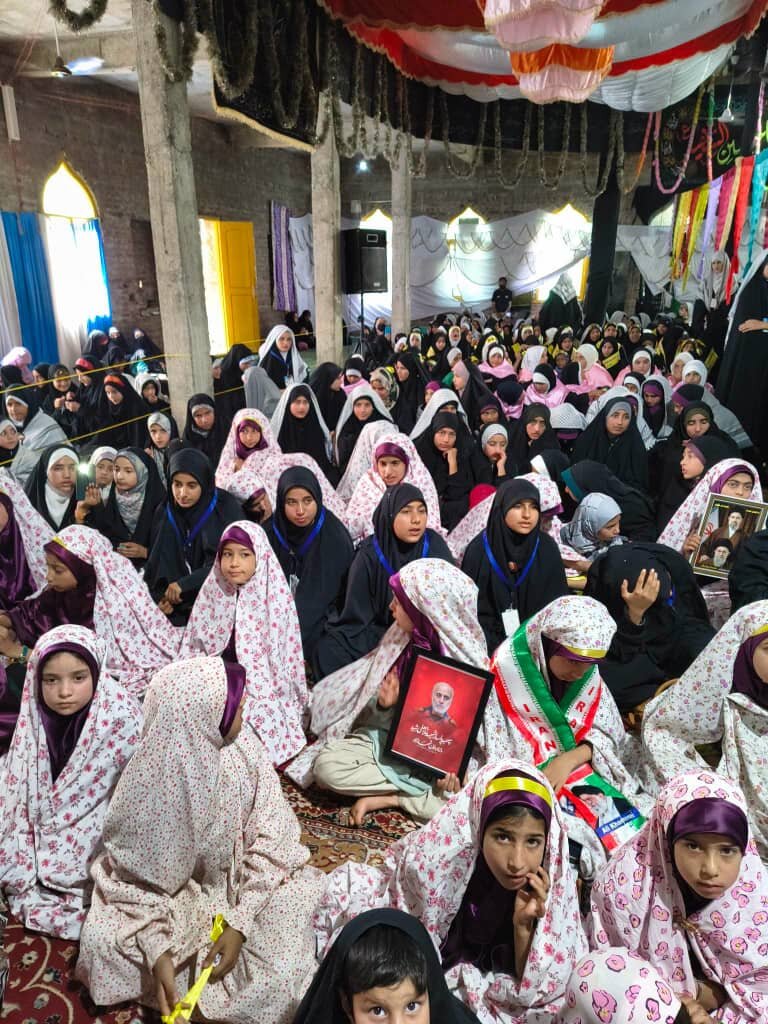 संतुलित पीढ़ी के निर्माण के लिए धार्मिक शिक्षा को आधुनिक शिक्षा के साथ जोड़ना जरूरी: विद्वानों का संबोधन