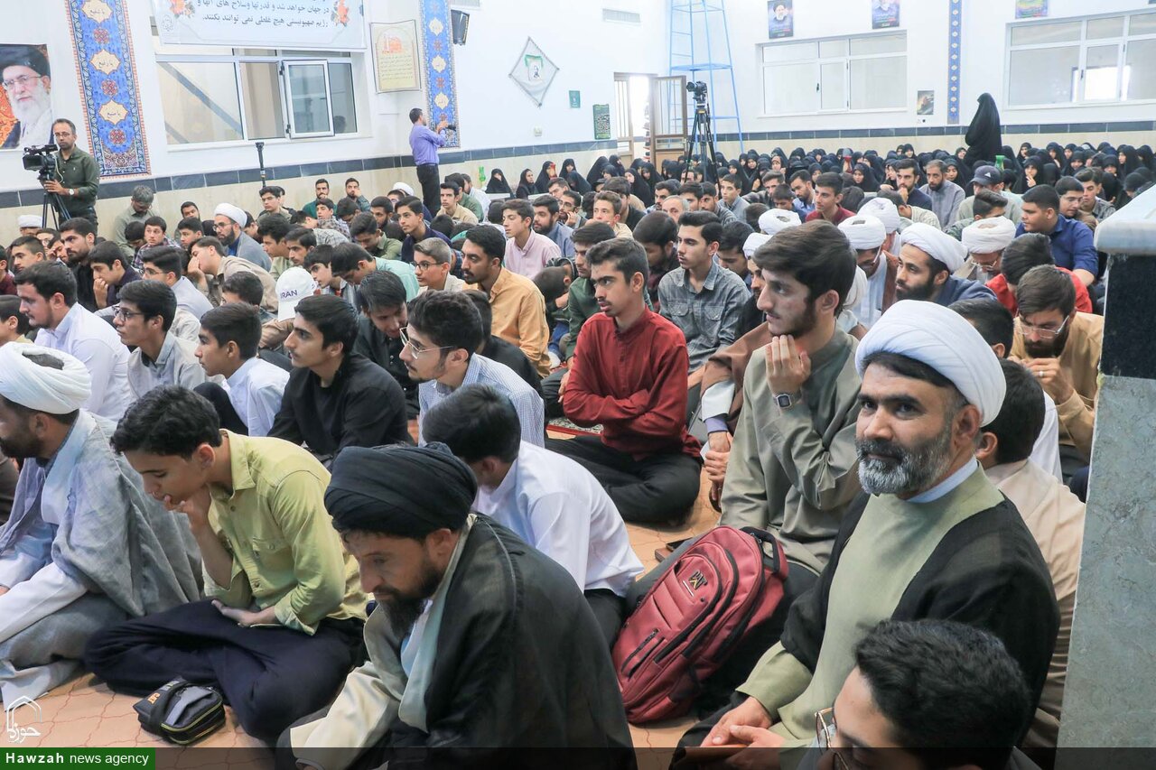 آغاز سال تحصیلی حوزههای علمیه خراسان جنوبی با رشد کمی و کیفی طلاب / بیعت با رهبر انقلاب و گسترش نظام نوین آموزشی + عکس