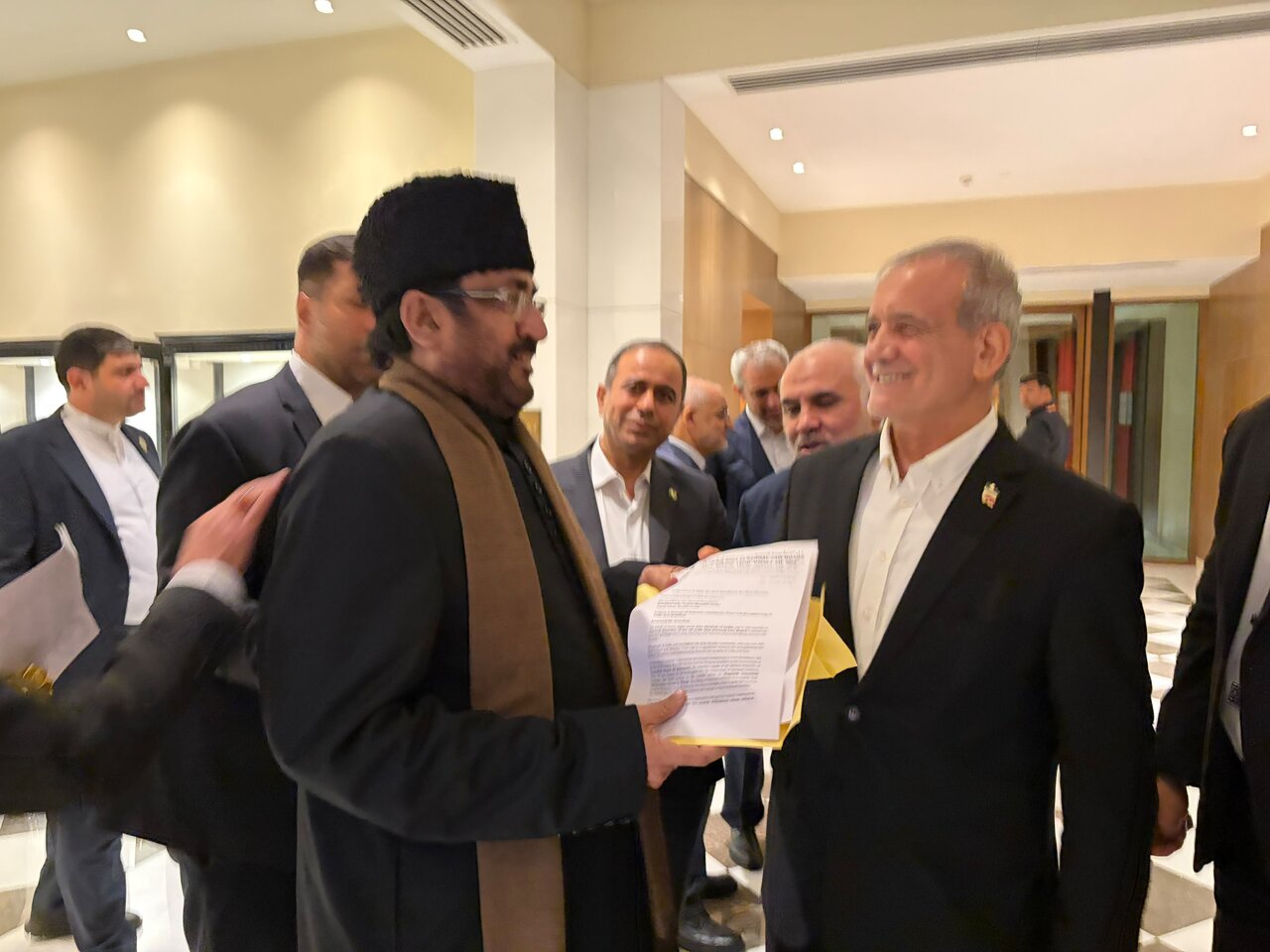 مولانا یعسوب عباس کی ایرانی صدر سے ملاقات، ہندوستان، ایران تعلقات مزید مضبوط بنانے پر زور