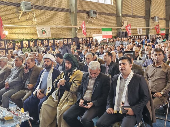 تصاویر/دومین اجلاسیه شهدای کامیاران در راستای کنگره ملی ۵۵۳۶ شهید کردستان