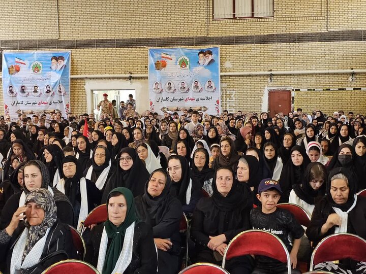 تصاویر/دومین اجلاسیه شهدای کامیاران در راستای کنگره ملی ۵۵۳۶ شهید کردستان