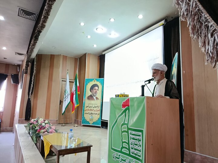 تجلیل از موکب‌داران اربعین در اراک
