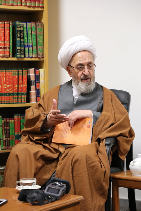 آیت‌الله العظمی سبحانی