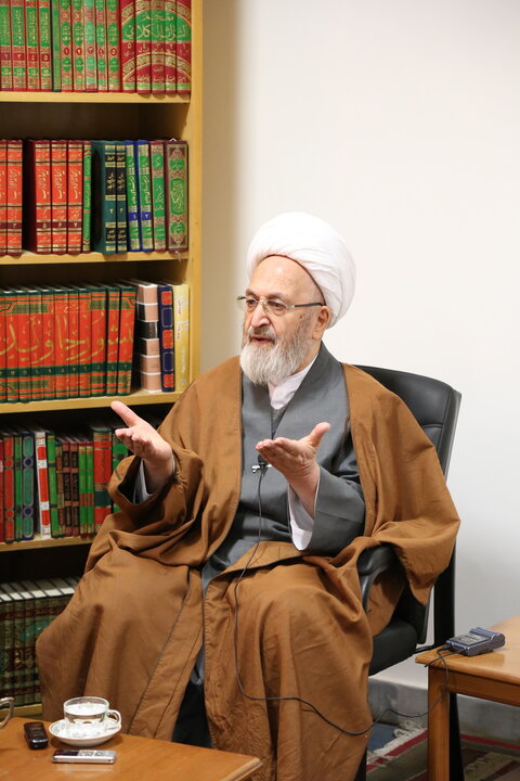 آیت‌الله العظمی سبحانی