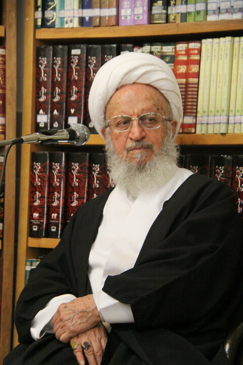 آیت‌الله العظمی مکارم شیرازی