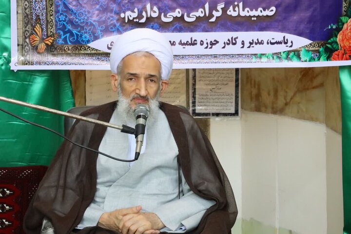 تصاویر/  مراسم آغاز سال تحصیلی جدید مدرسه علمیه مصطفی خان، ساری با حضور نماینده ولی فقیه در مازندران