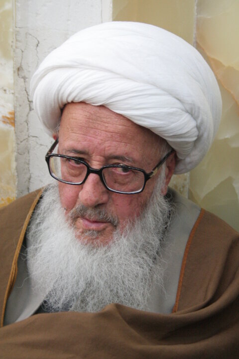 آیت‌الله العظمی وحید خراسانی