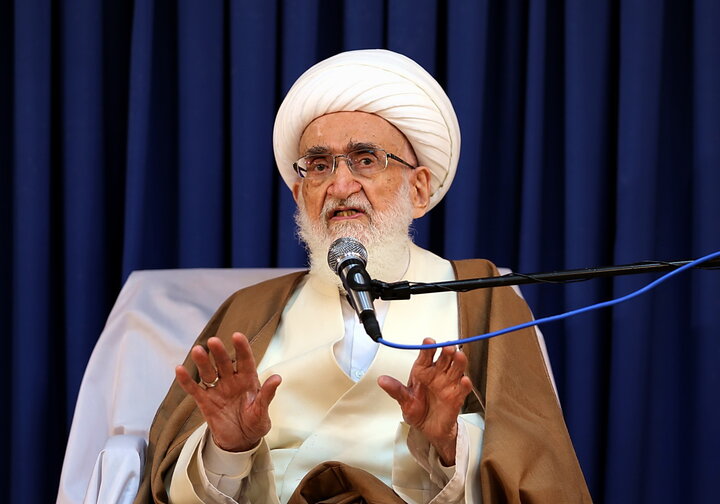 آیت‌الله العظمی نوری همدانی