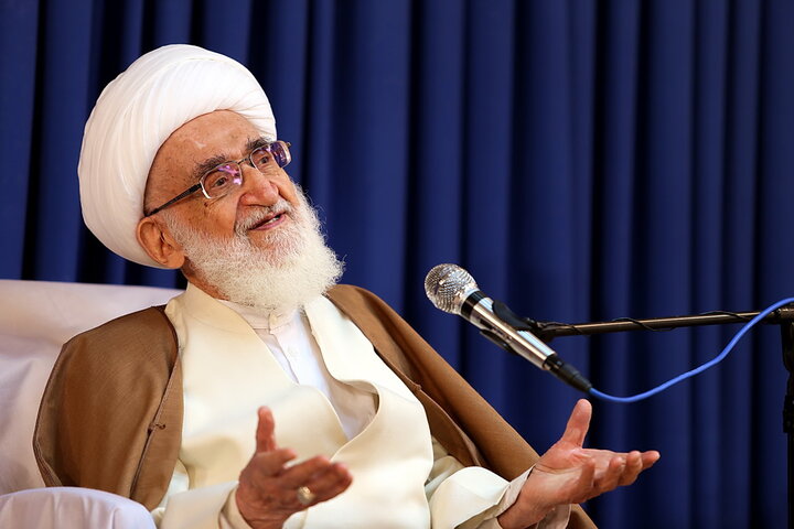 آیت‌الله العظمی نوری همدانی